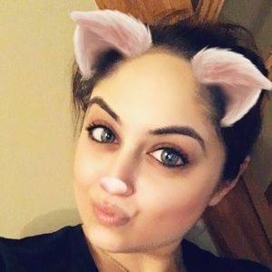 Meet your Posher, Liza